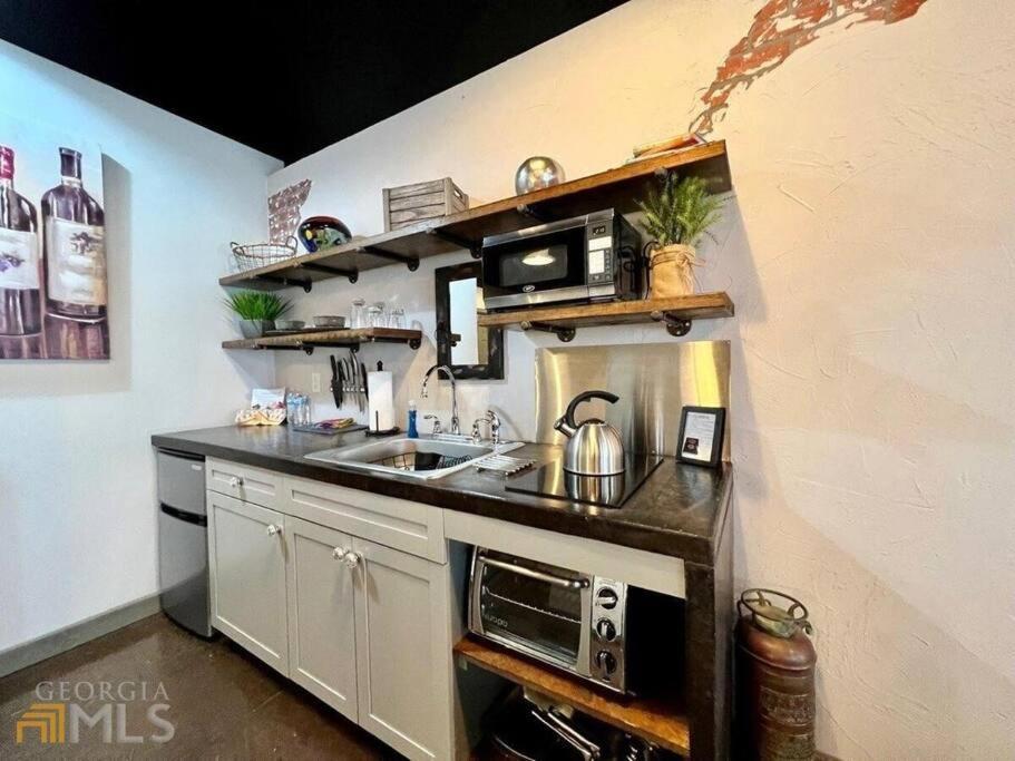 Haven At Hazel ~ Downtown Studio Demorest Εξωτερικό φωτογραφία