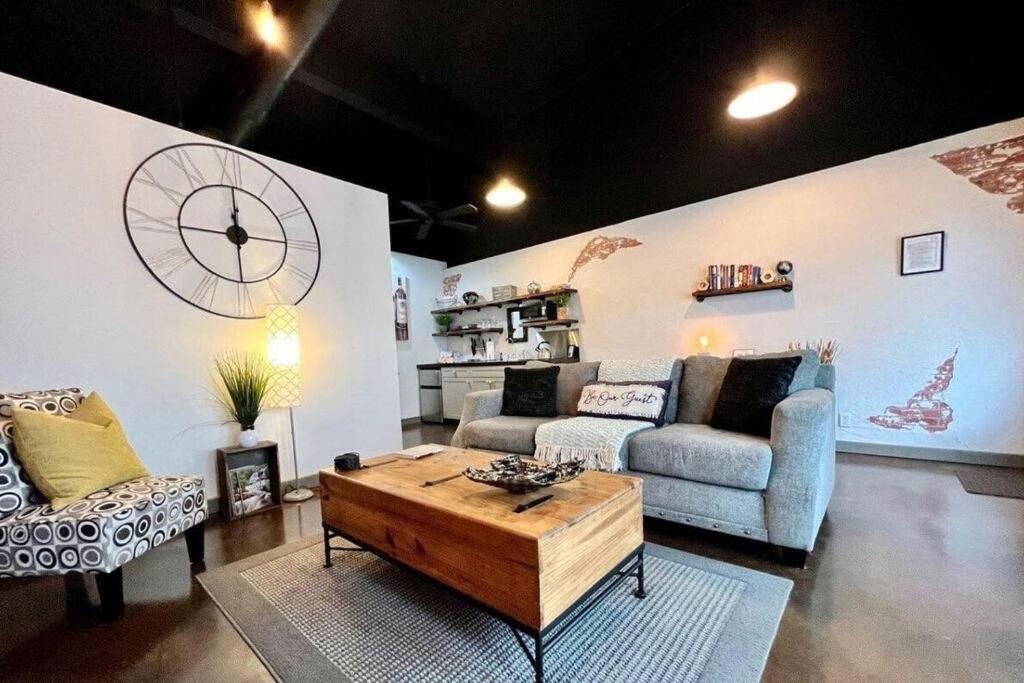 Haven At Hazel ~ Downtown Studio Demorest Εξωτερικό φωτογραφία